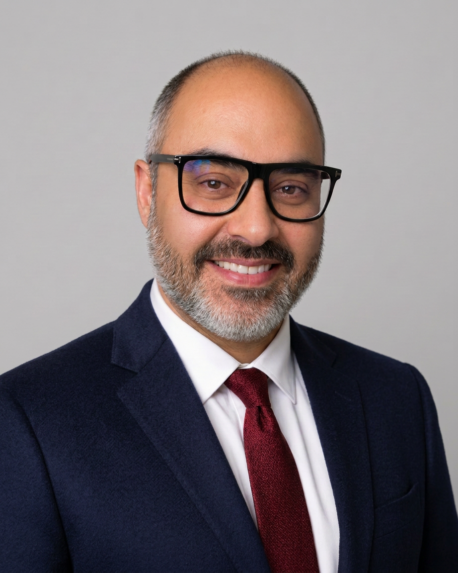 Dr. Arsalan Rabbanian, Co-Founder of Dr. Arsy