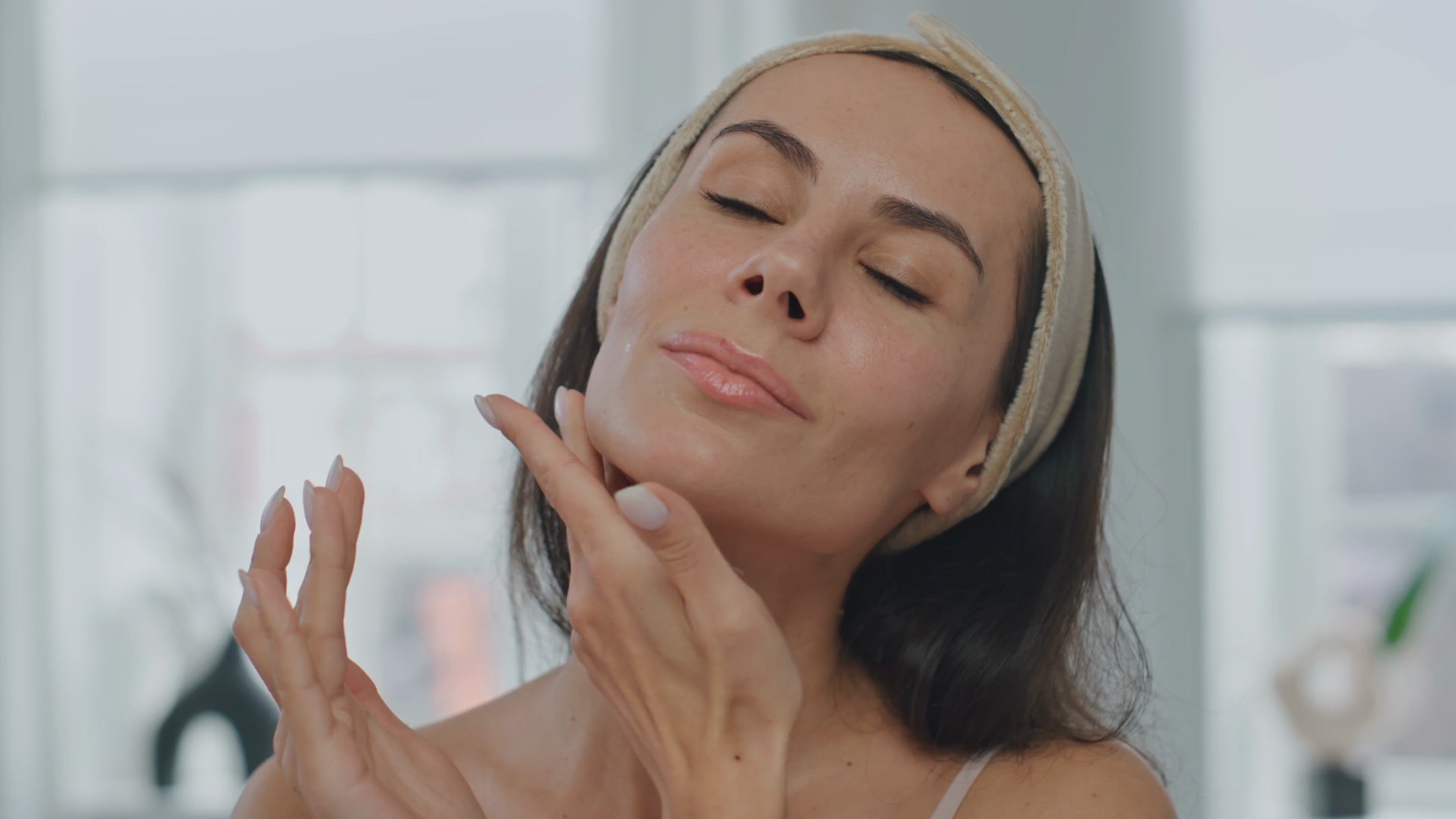 Dr. Arya Barrier Repair Body Cream for Dry & Sensitive Skin